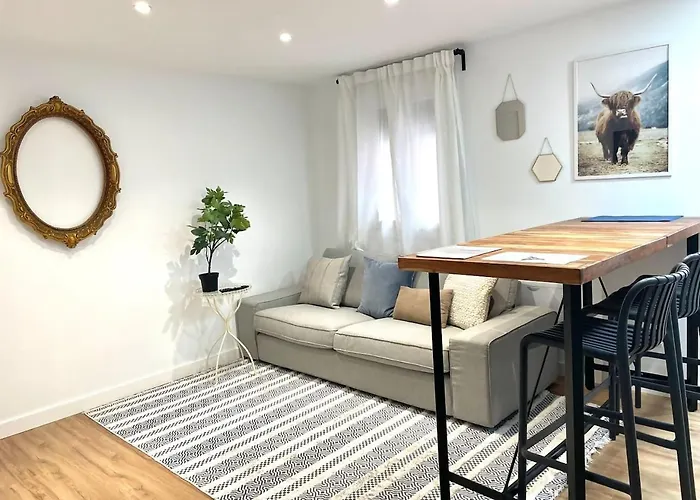 Moderno Cerca Del Metro *